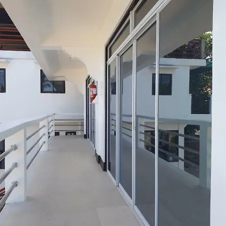 Orange Pearl Beach Resort El Nido Exterior photo